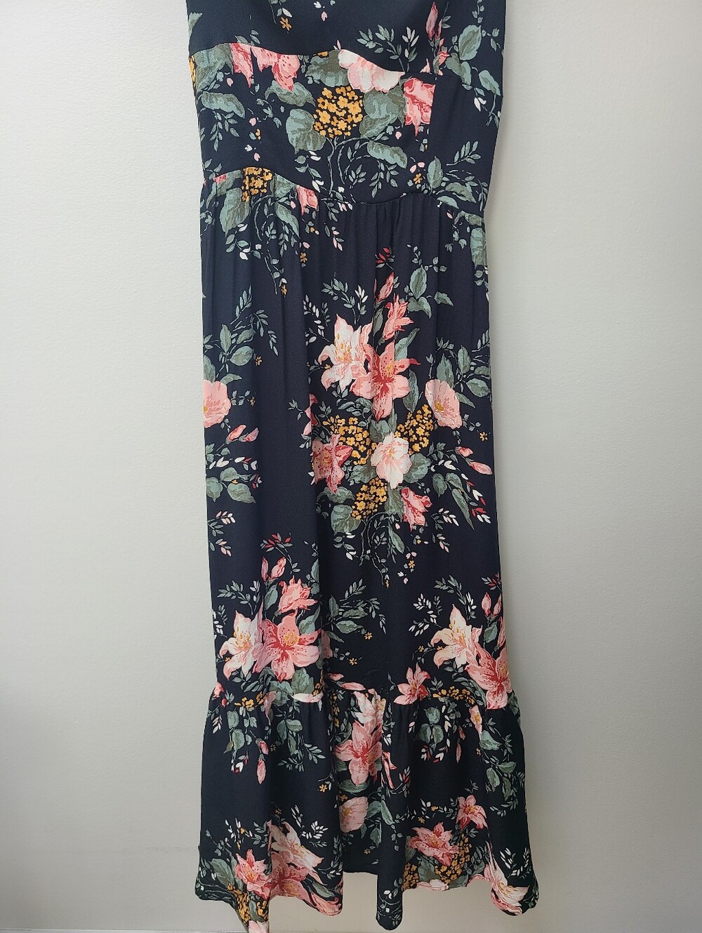 Reformation Celestia Dress - Picture 3 of 15